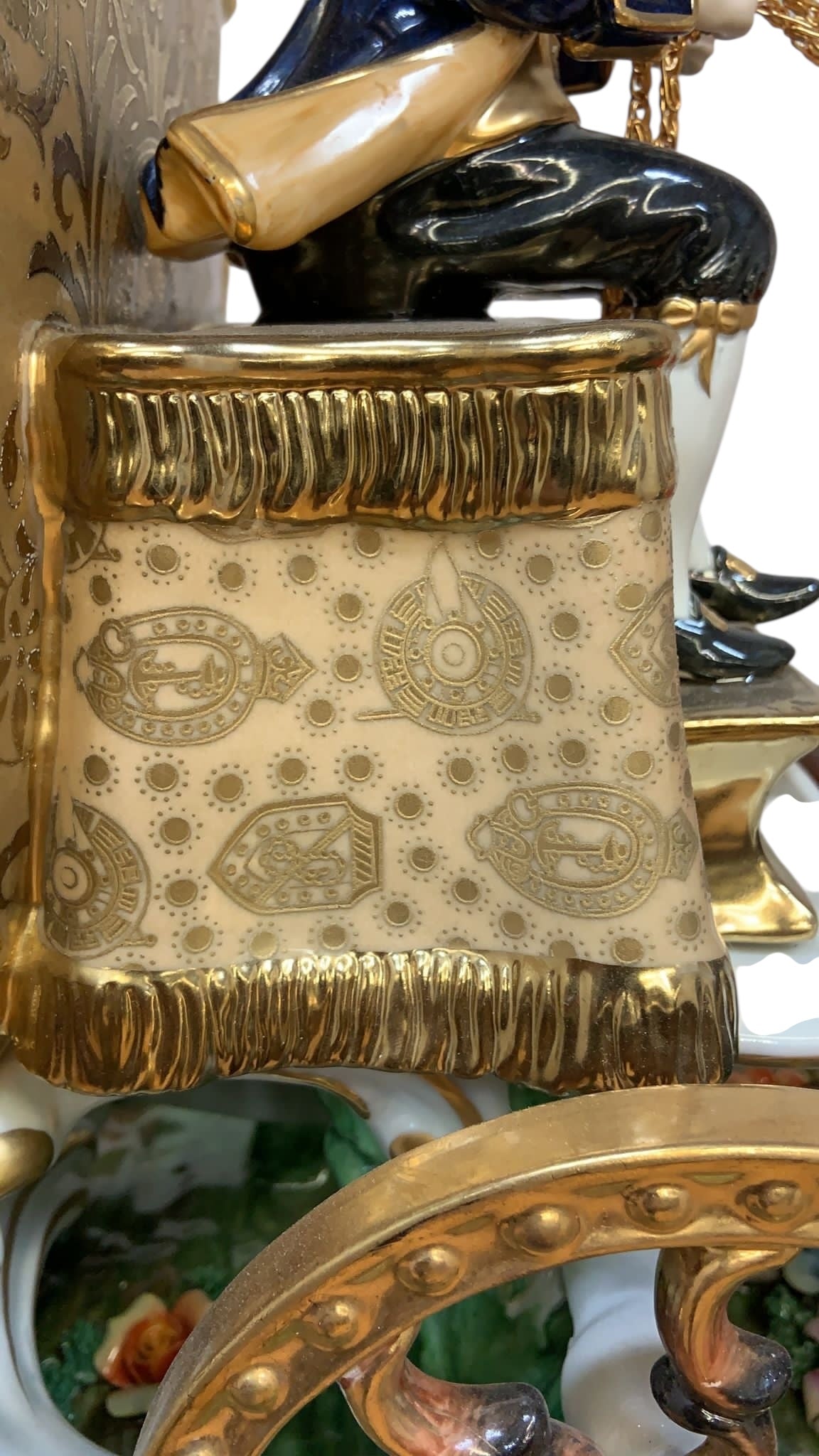 Antique Franz Hermle Monumental Capodimonte Style Vienna Porcelain Sculpted Mantel Clock/Centerpiece