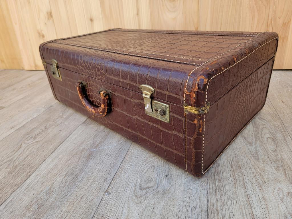 Art Deco Brown Alligator Embossed Leather Suitcase