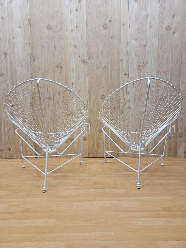 Modernist White Wire Garden Chairs in the Manner of Mathieu Matégot - Pair