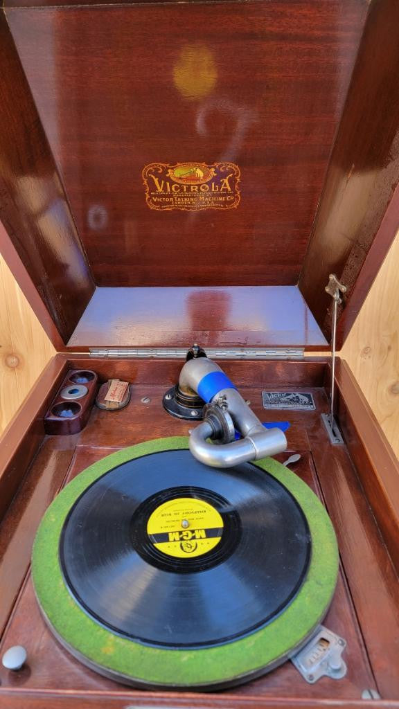 Antique Mahogany Victor VV-XI Upright Victrola Record Player