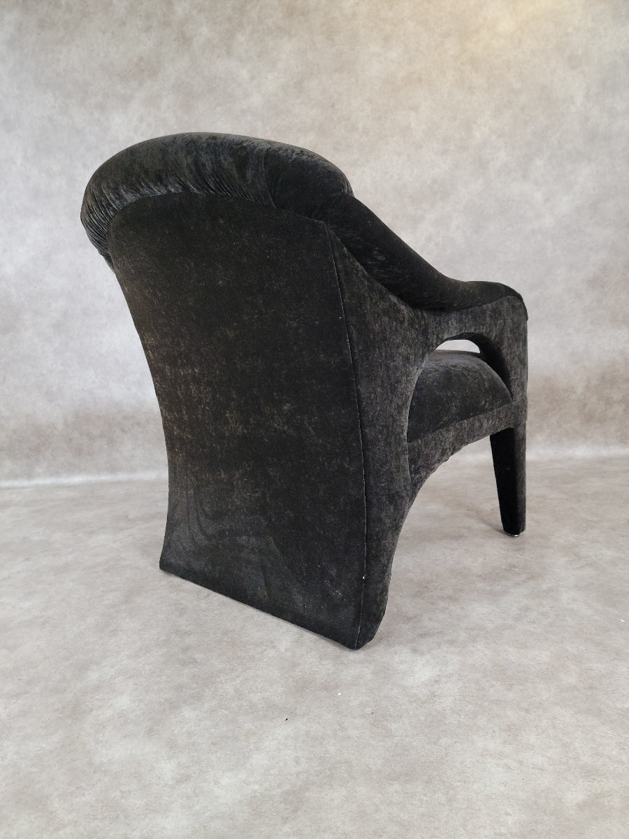 Postmodern Vladimir Kagen Style Black Crushed Velvet Upholstered Club Lounge Chair