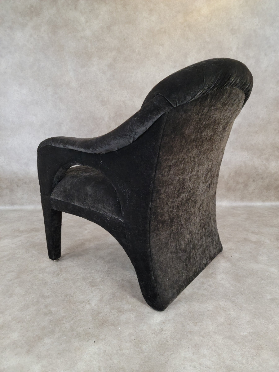 Postmodern Vladimir Kagen Style Black Crushed Velvet Upholstered Club Lounge Chair