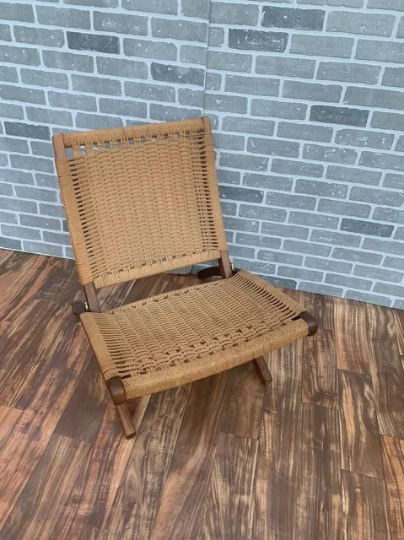 Mid Century Modern Hans Wegner Style Walnut Folding Chair