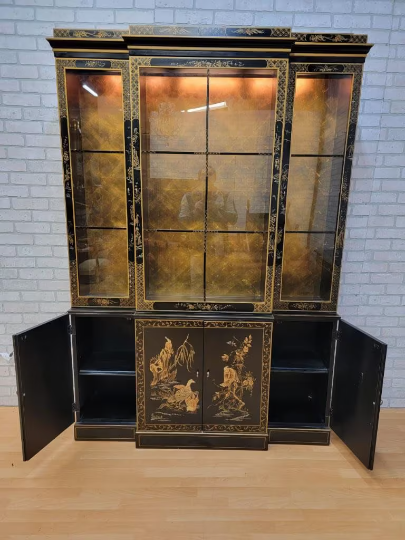 Vintage Asian Chinoiserie Drexel Hand Painted Breakfront Display China Cabinet