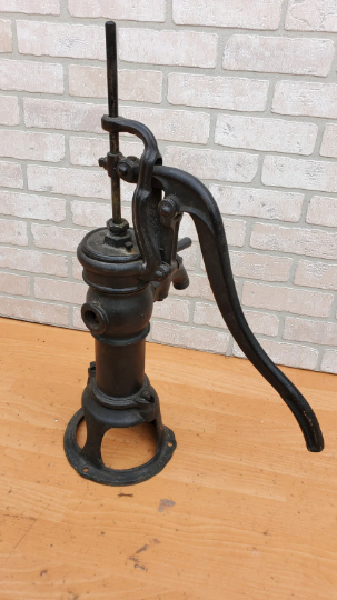 Antique Authentic American Black Cast Iron Farm Well Water Pump