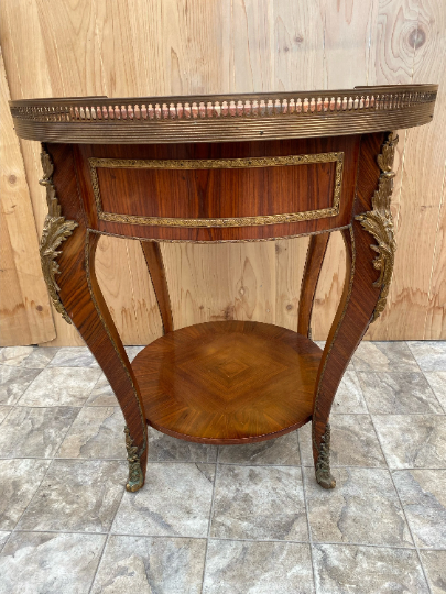 Antique Italian Louis XVI Style Mahogany Cocktail/Occasional Table