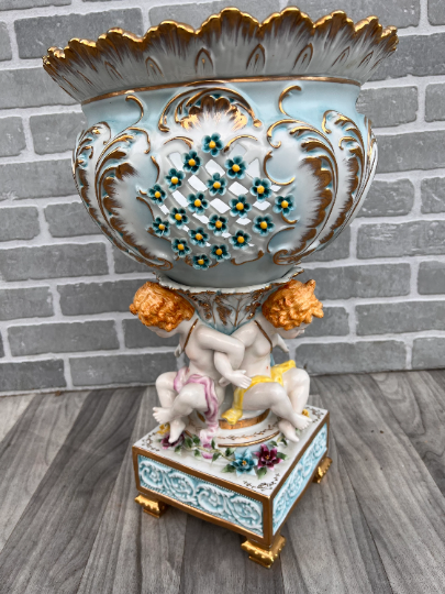 Antique Karl Richard Klemm Style Porcelain Pedestal Centerpiece