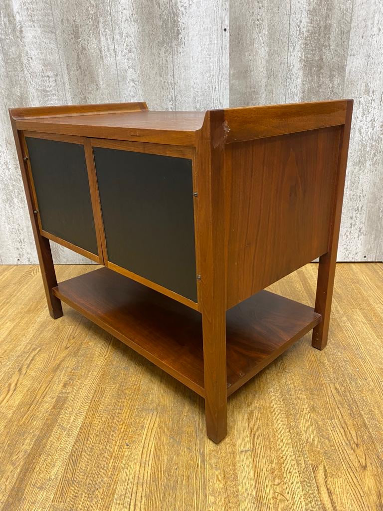 Mid Century Modern Dillingham Walnut Record Cabinet /Side End Table