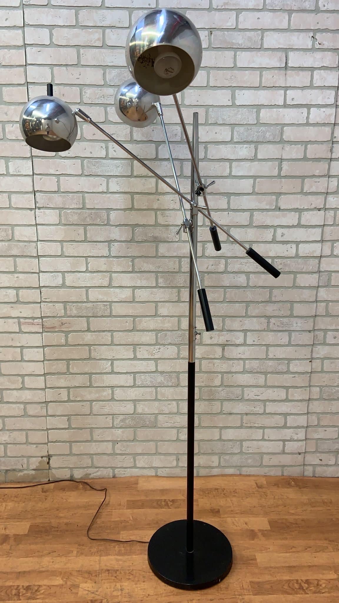 Mid Century Modern Robert Sonneman Triennale Orbiter Eyeball Adjustable Floor Lamp
